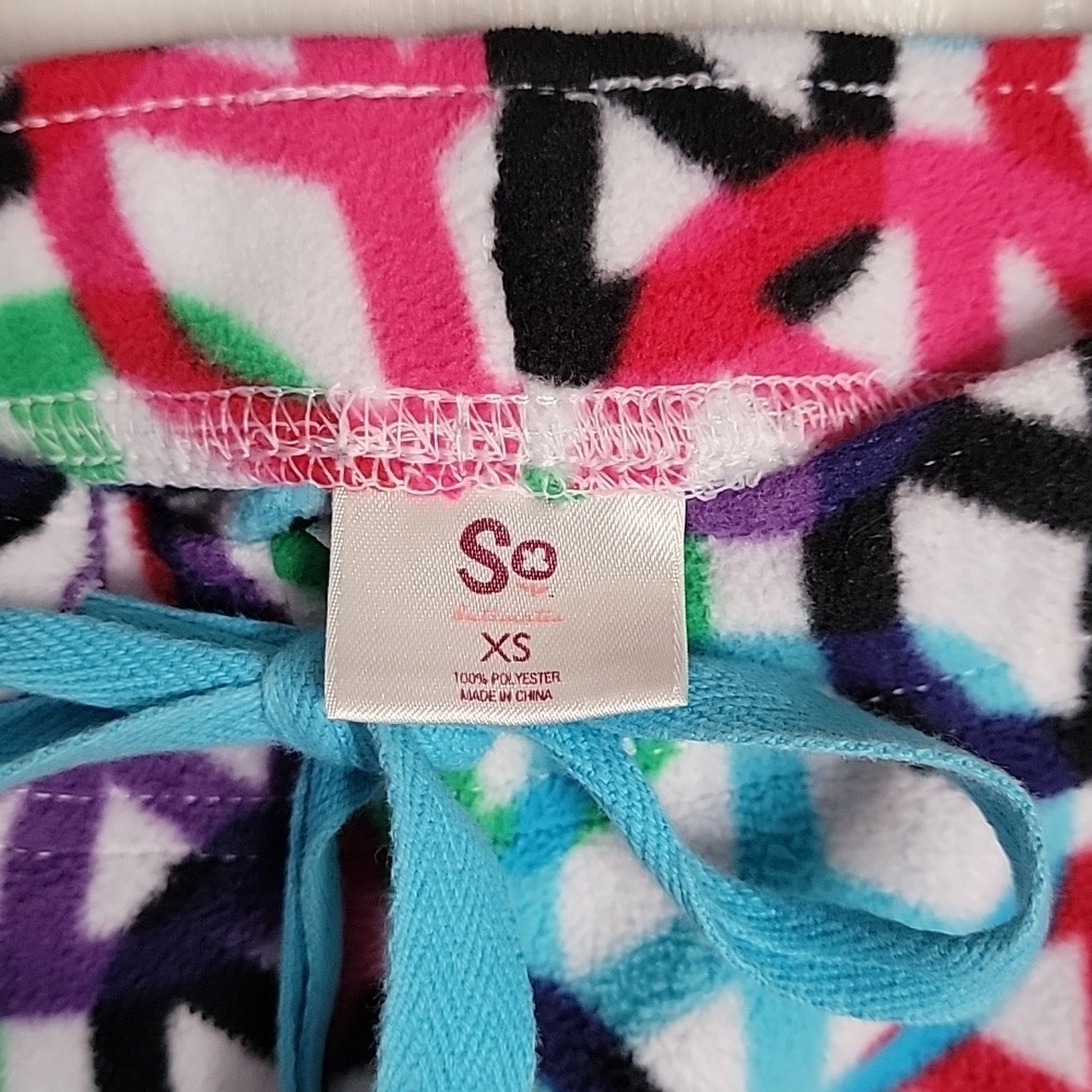 Women's/ juniors SO, XS Peace Pajamas, multi colored. - Picture 4 of 7